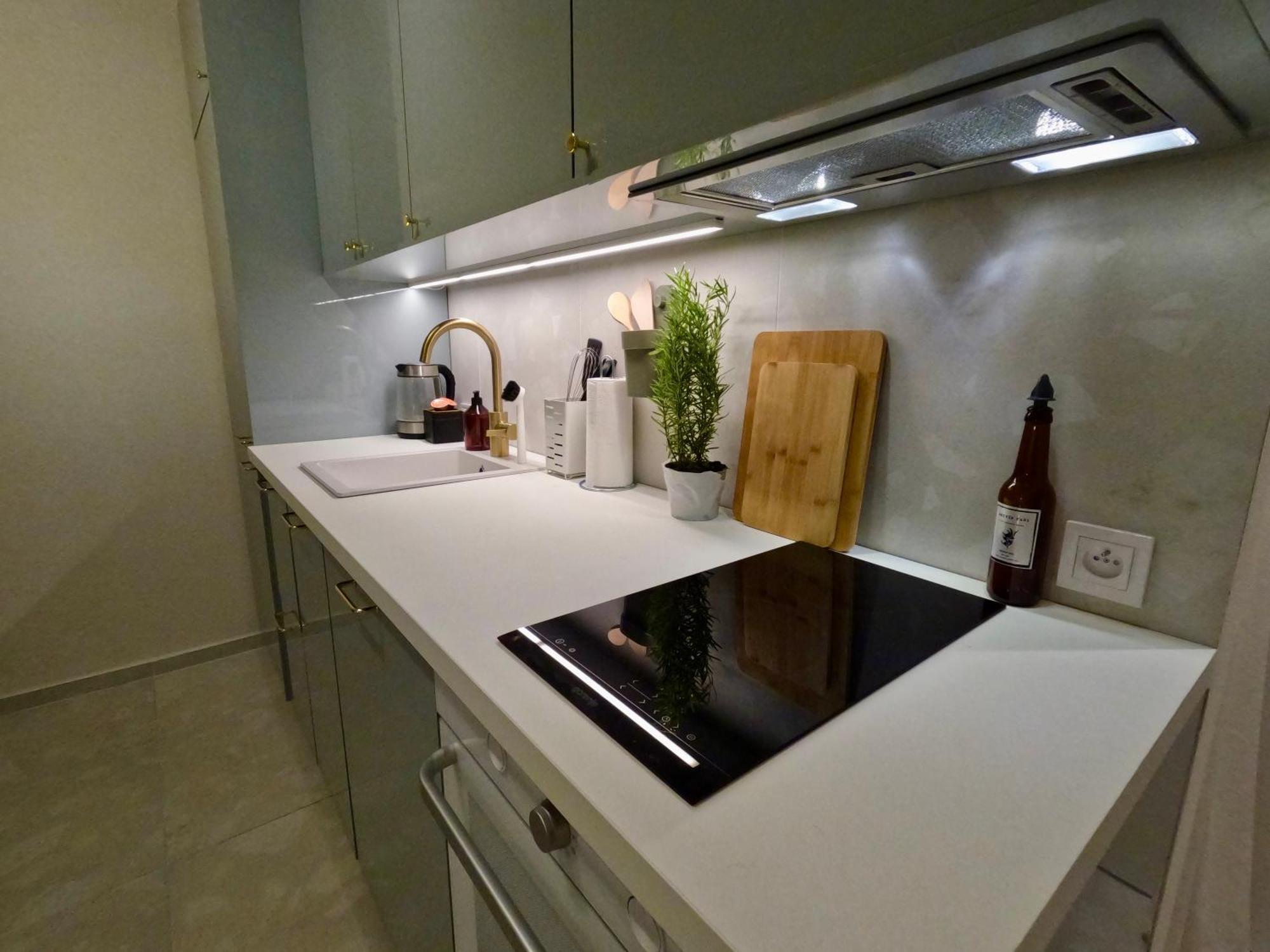 Urban Retreat I Modern Boho Apartments In Lovely Letna District - 10 Minutes From Old Town 布拉格 外观 照片